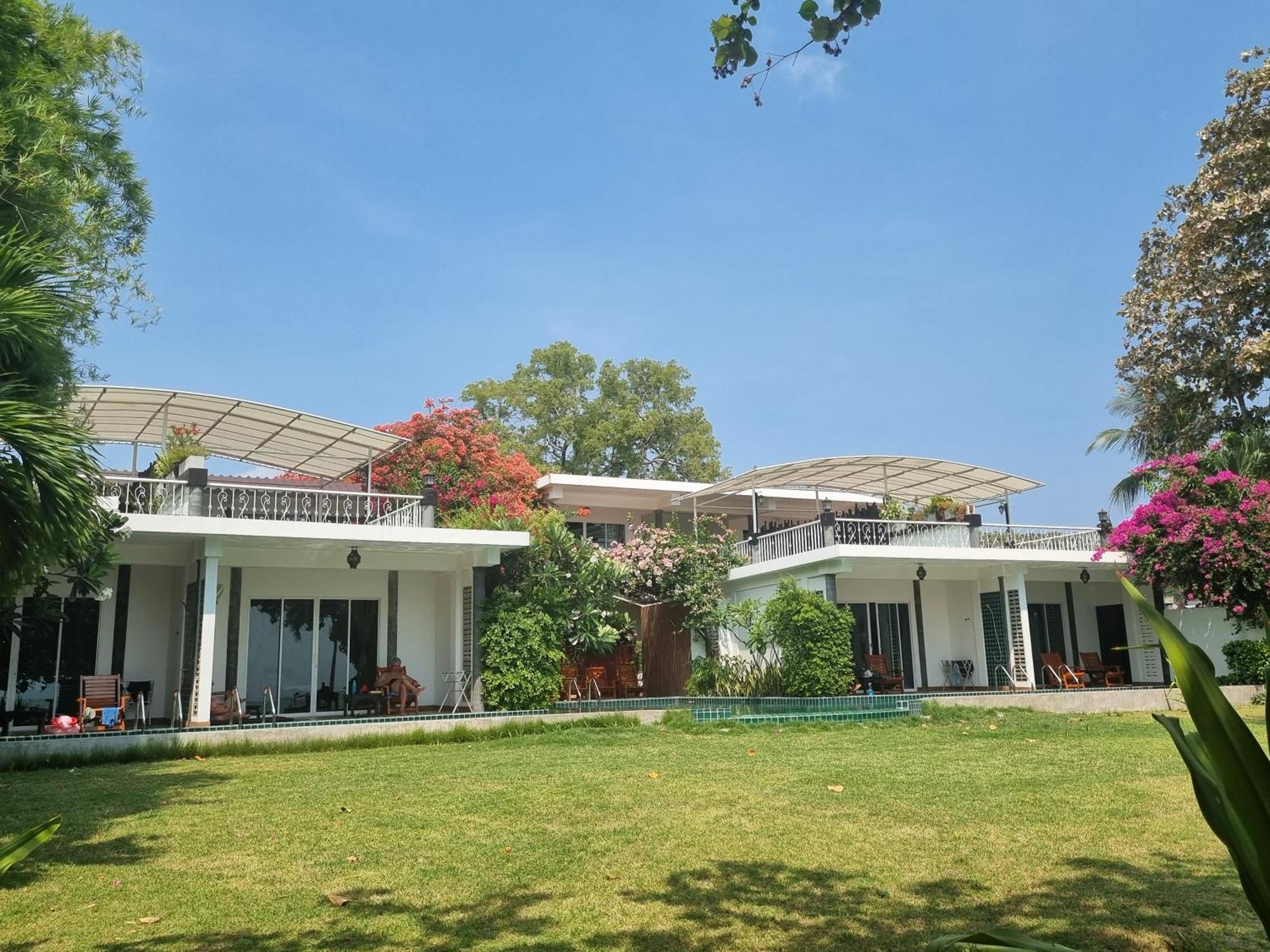 Resort Yao Yai Beach Ko Yao