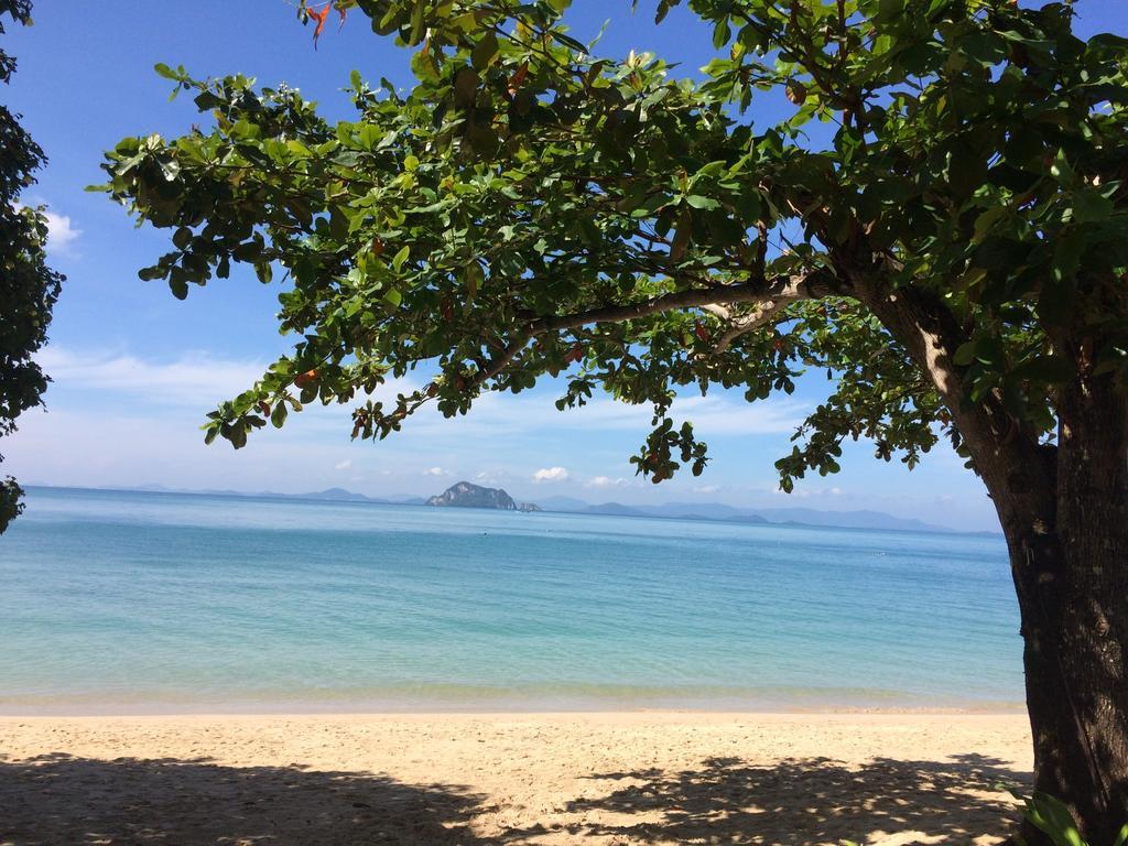 Yao Yai Beach Resort 4*